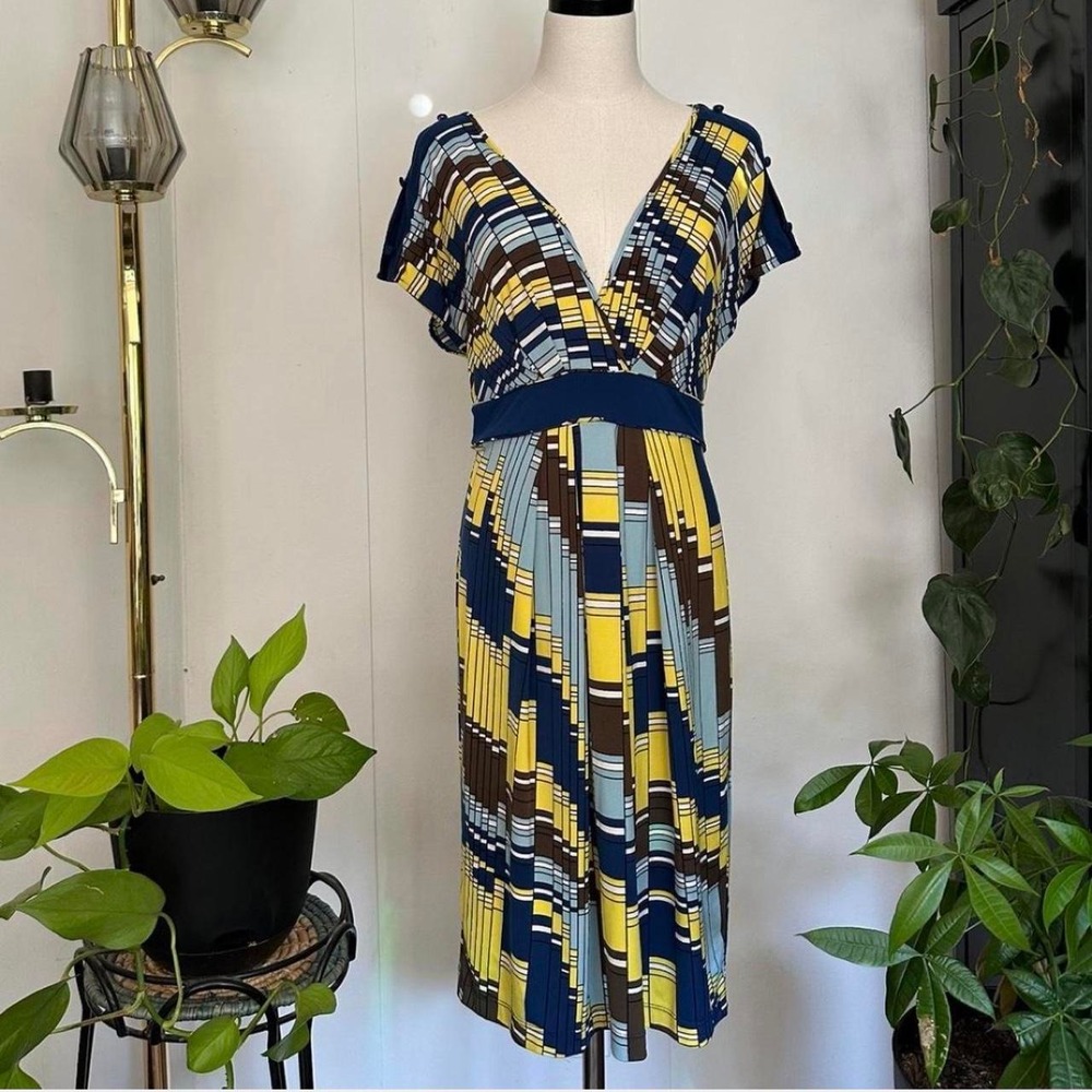 BCBG Max Azria Navy Blue Plaid Geometric V-Neck Midi Dress Short Cap Sleeve M